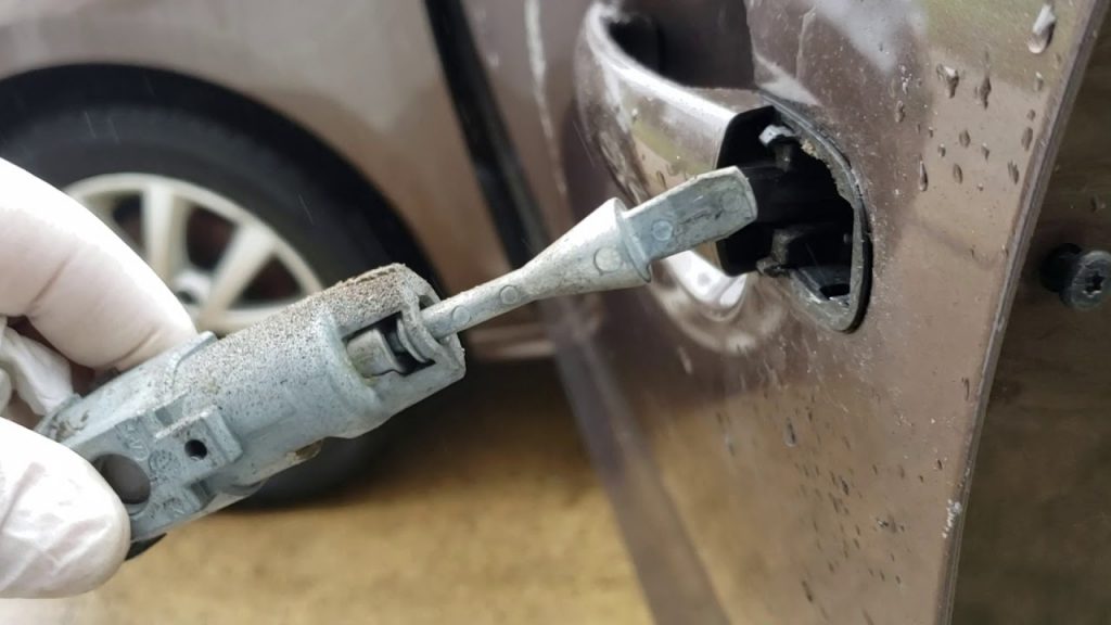 How Do You Open A Jammed Car Door? Motor Spider